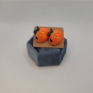 Jack-O-Lantern Stud Earring 